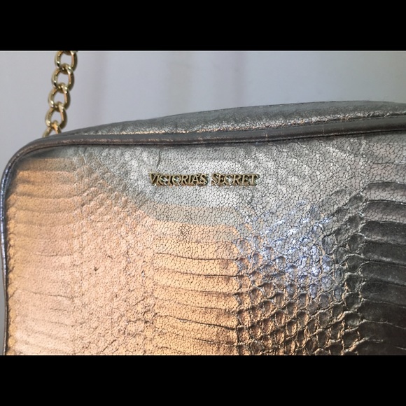 Victoria’s Secret Metallic Crossbody Bag - Picture 3 of 7